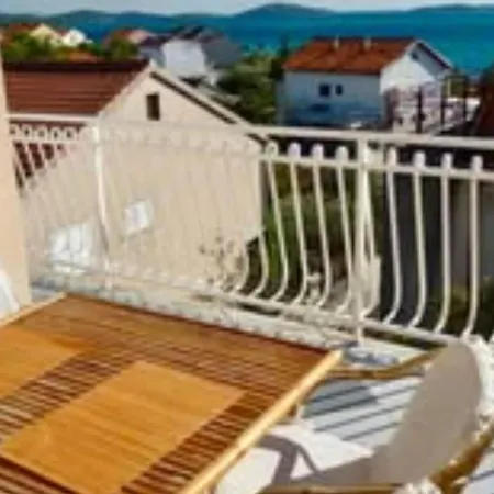 Apartment Belu - Two Bedroom With Sea View *