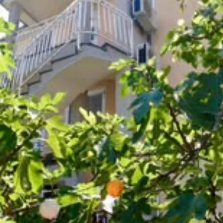 Belu - Two Bedroom With Sea View *