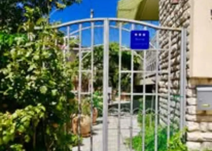 Apartman Belu - Two Bedroom With Sea View Brodarica (Sibenik-Knin)