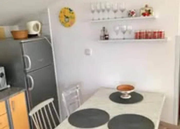 Apartman Belu - Two Bedroom With Sea View Brodarica (Sibenik-Knin)