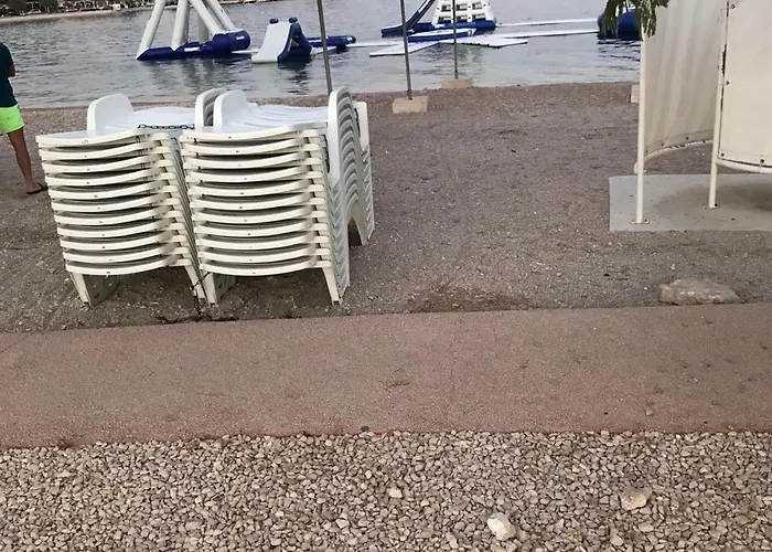 Apartman Belu - Two Bedroom With Sea View