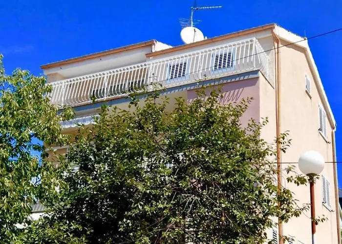 Apartman Belu - Two Bedroom With Sea View Brodarica (Sibenik-Knin)
